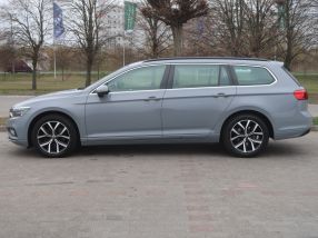 Volkswagen Passat - 2022