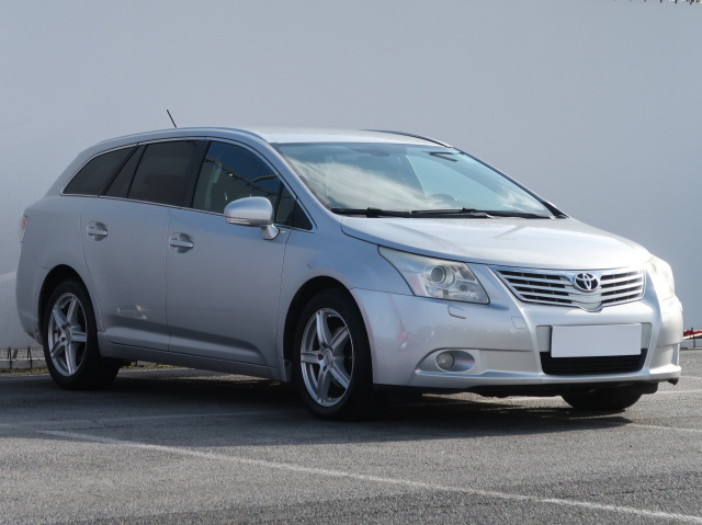 Toyota Avensis 2010