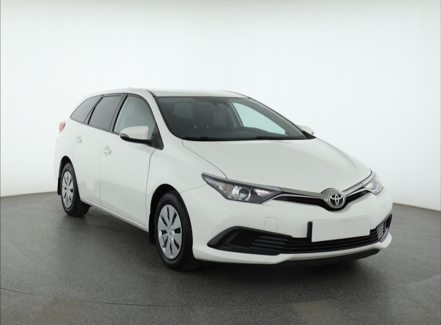 Toyota Auris 2017