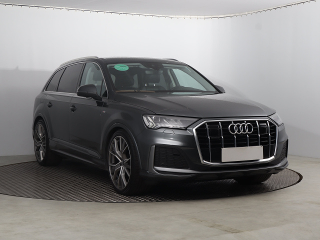 Audi Q7 2021
