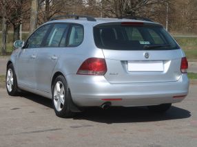 Volkswagen Golf - 2010