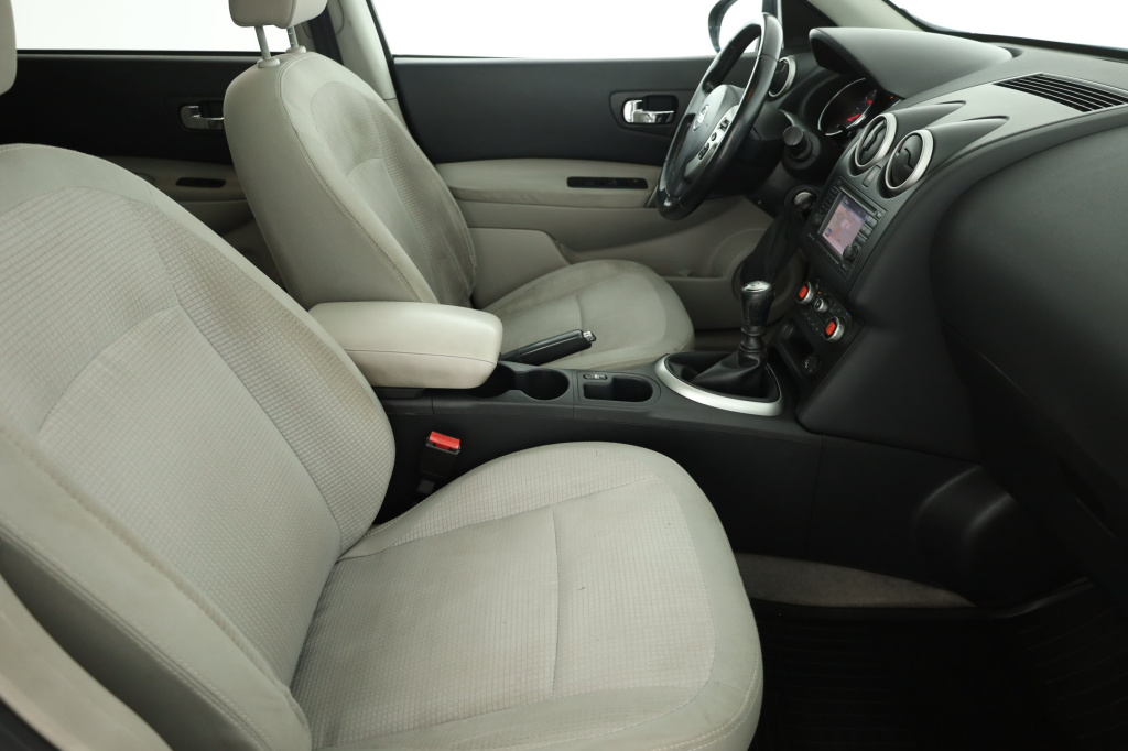 Nissan Qashqai+2