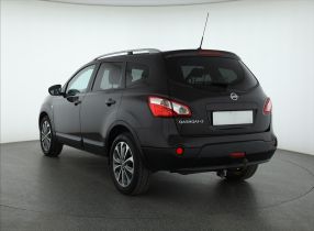 Nissan Qashqai+2 - 2010