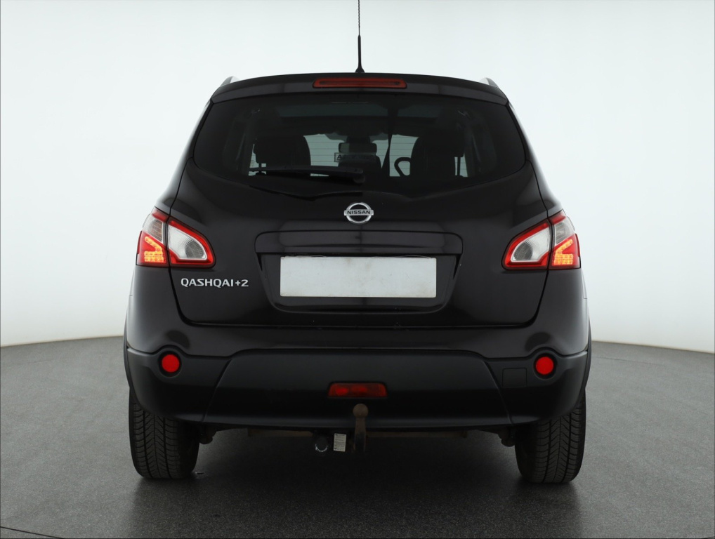 Nissan Qashqai+2