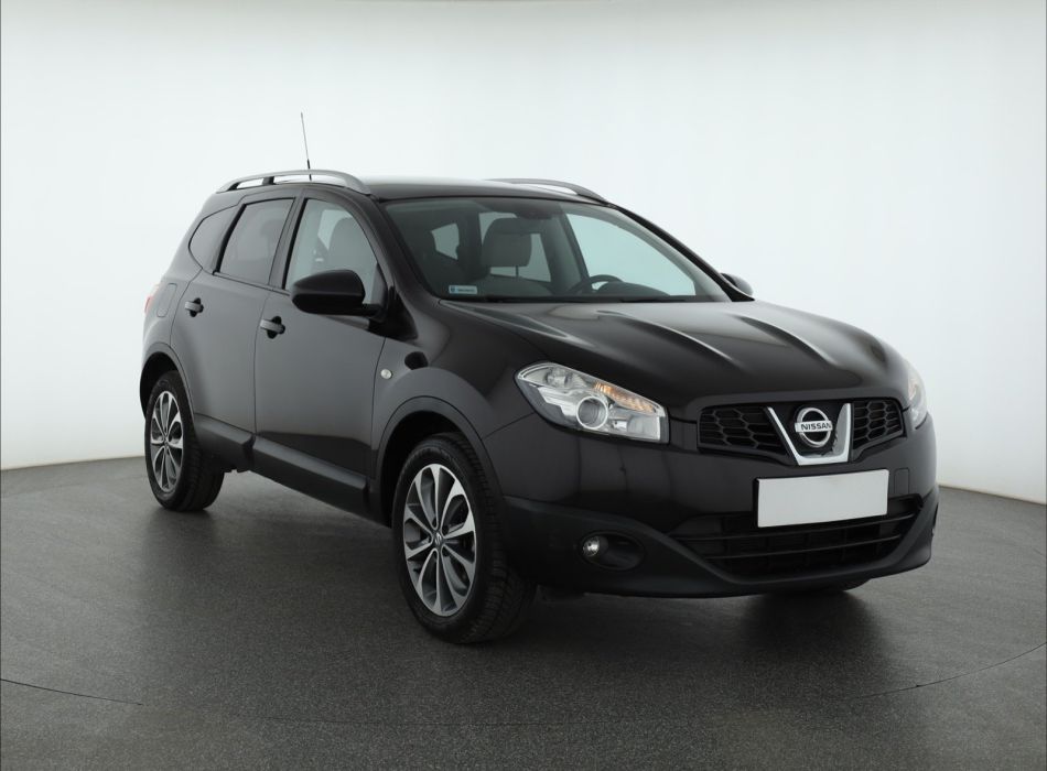 Nissan Qashqai+2 - 2010