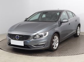 Volvo S60 - 2015