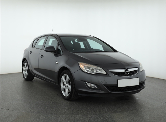 Opel Astra 2010