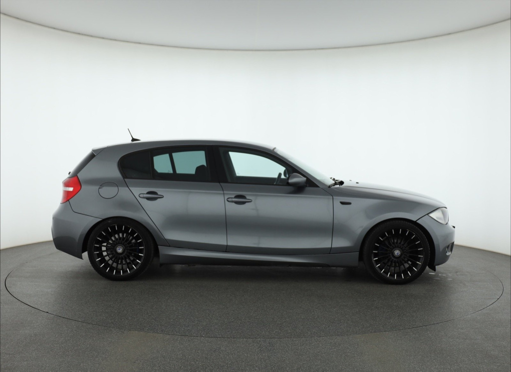 BMW 1