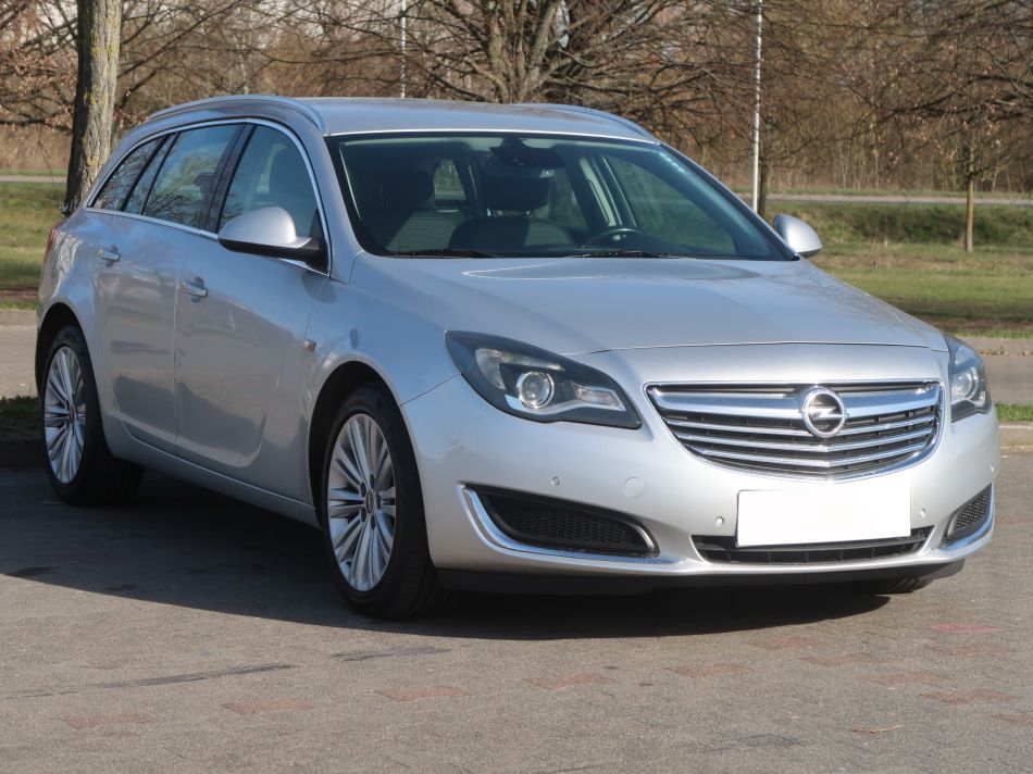 Opel Insignia - 2014