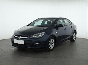 Opel Astra - 2014