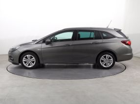 Opel Astra - 2020