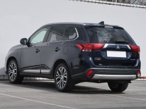Mitsubishi Outlander - 2018
