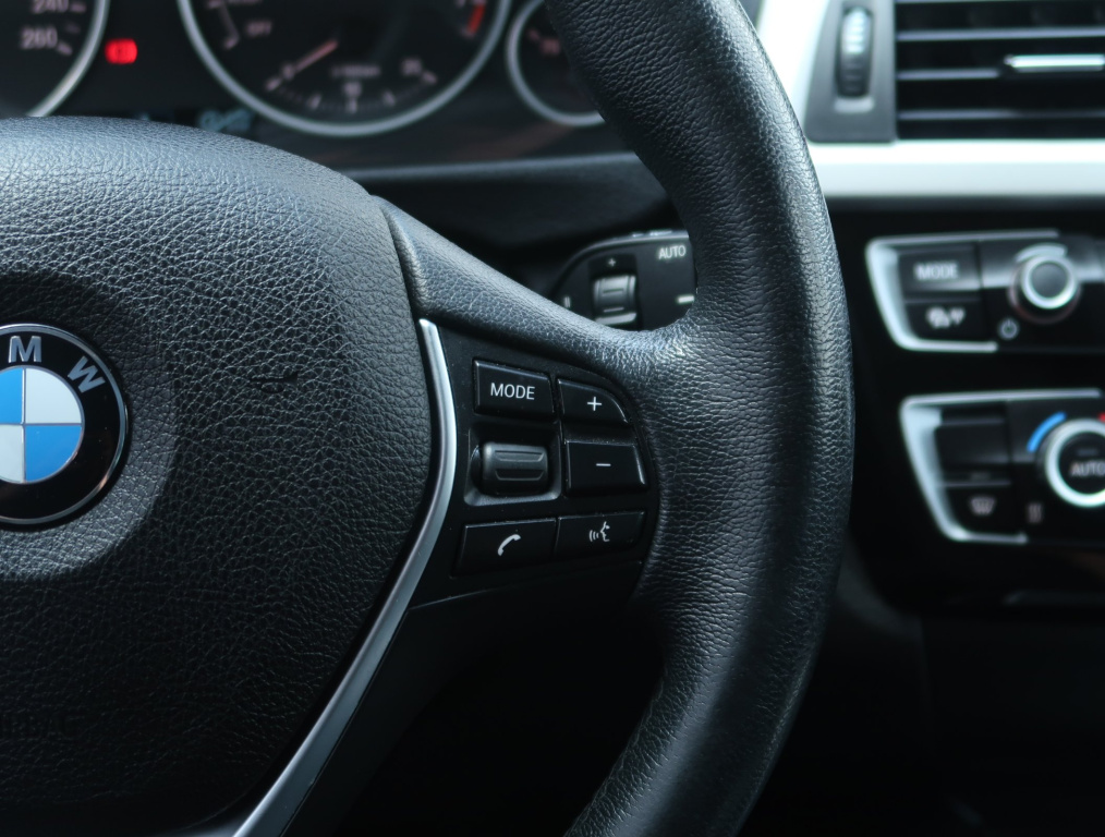 BMW 3