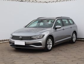 Volkswagen Passat - 2021
