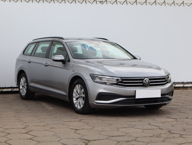 Volkswagen Passat 2021