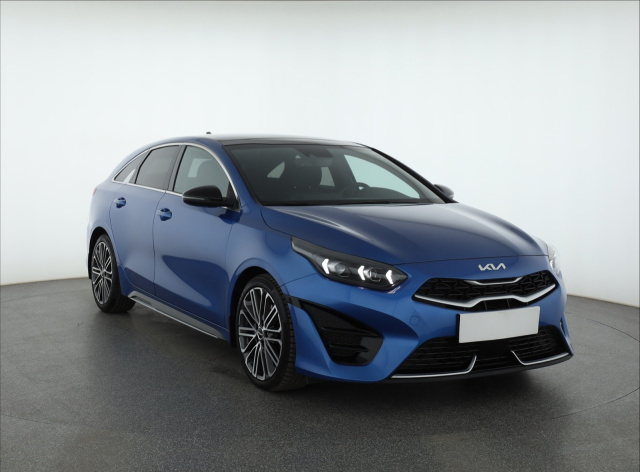 Kia ProCeed 2022