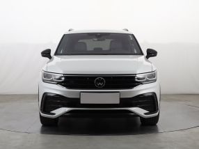 Volkswagen Tiguan - 2021