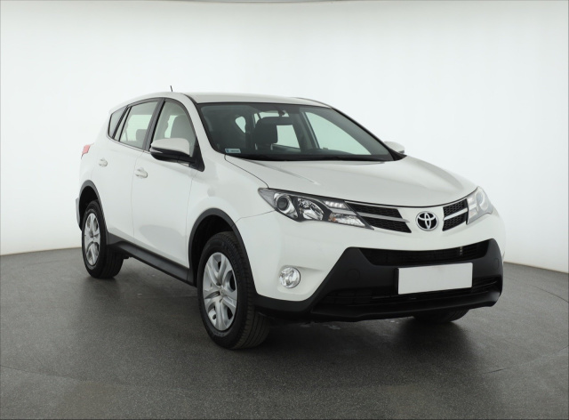 Toyota RAV4 2015