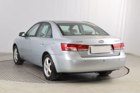 Hyundai Sonata - 2005