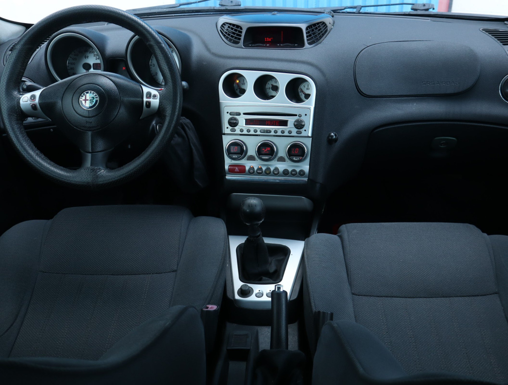 Alfa Romeo 156