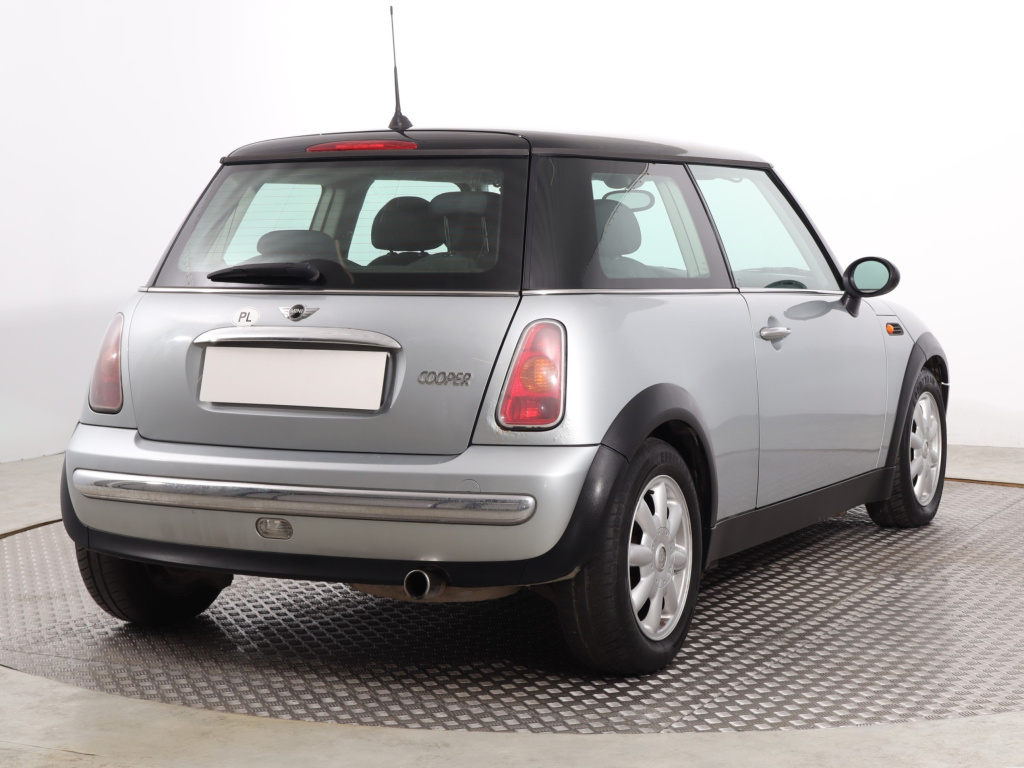 MINI 3-door