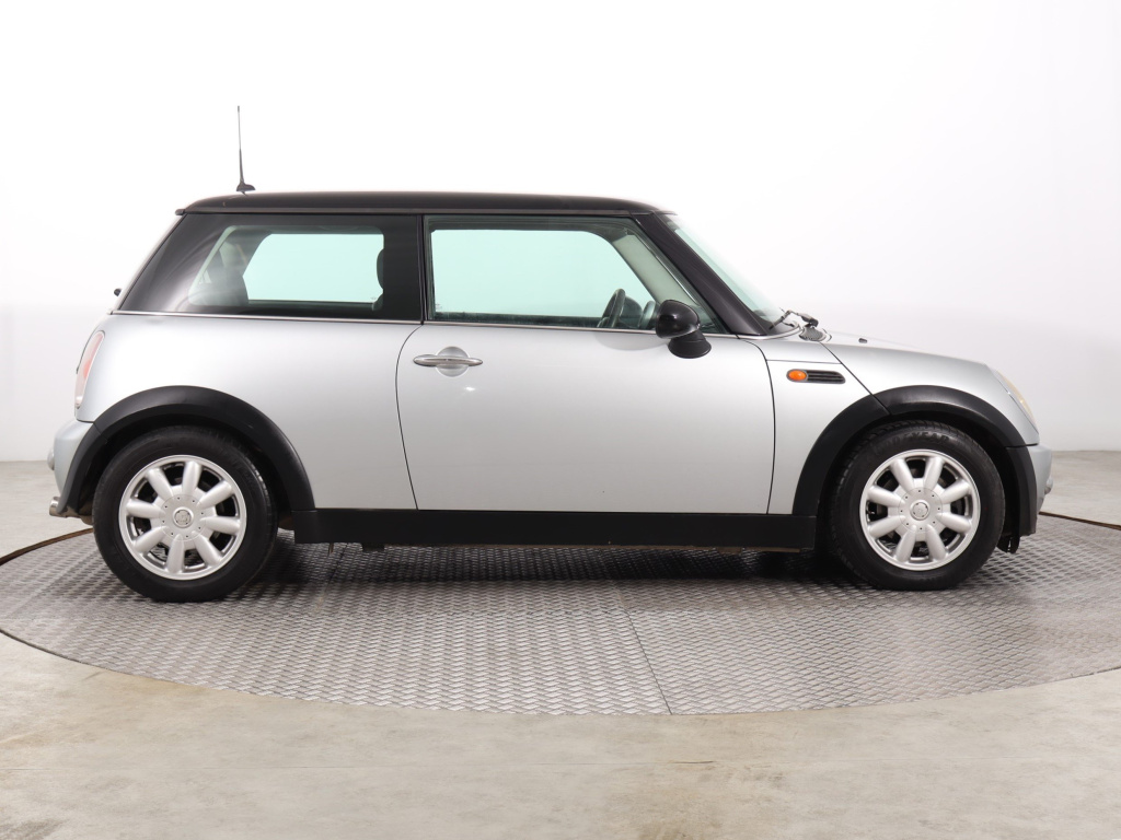 MINI 3-door