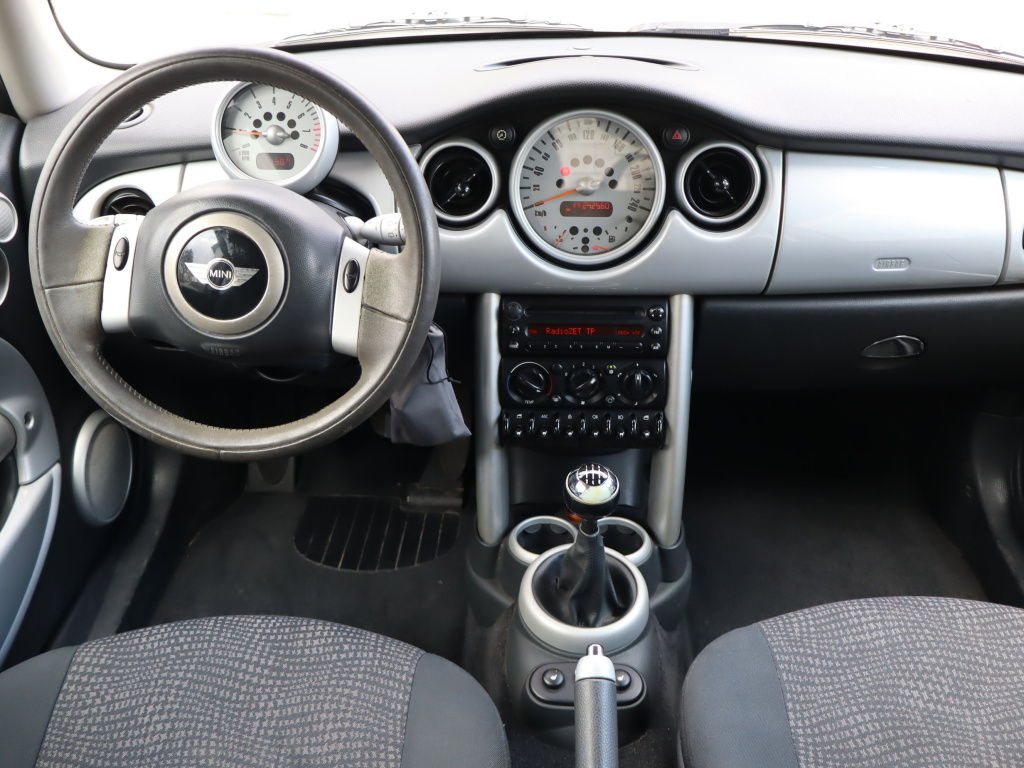 MINI 3-door