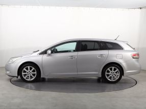 Toyota Avensis - 2011