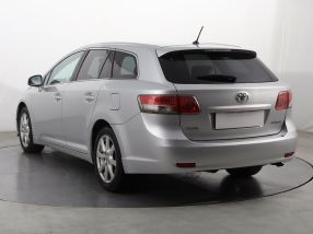 Toyota Avensis - 2011