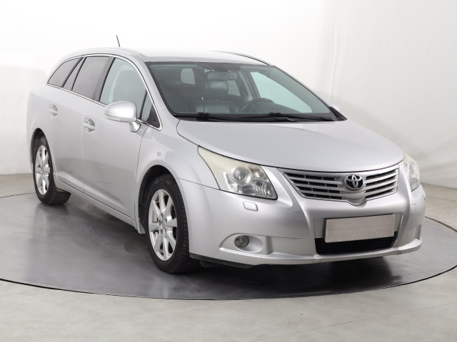Toyota Avensis 2011