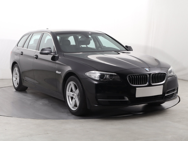BMW 5 2015