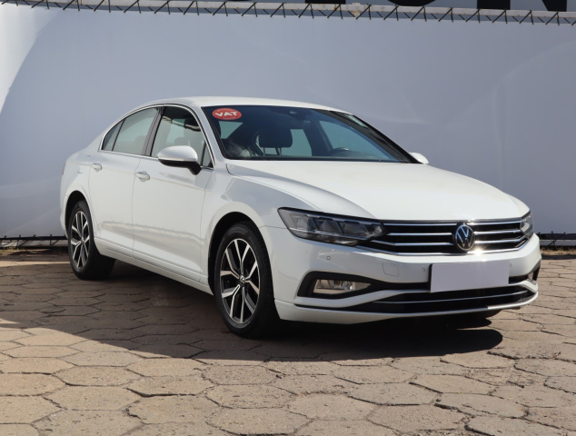 Volkswagen Passat 2021