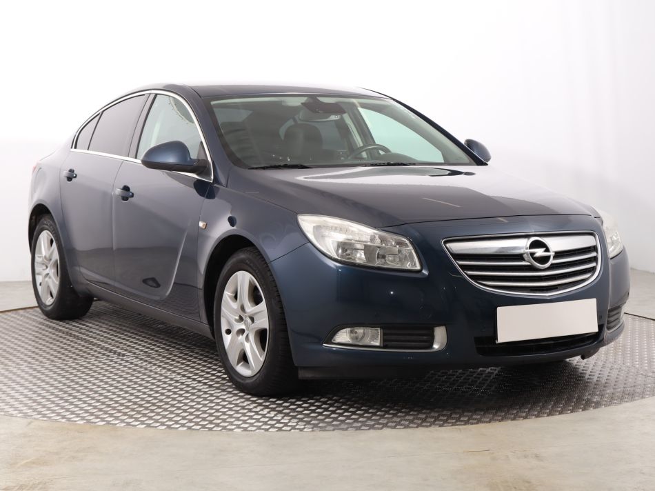 Opel Insignia - 2013