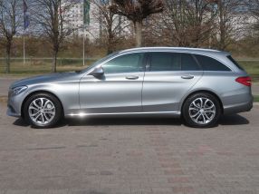 Mercedes-Benz C - 2015