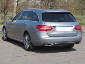 Mercedes-Benz C - 2015
