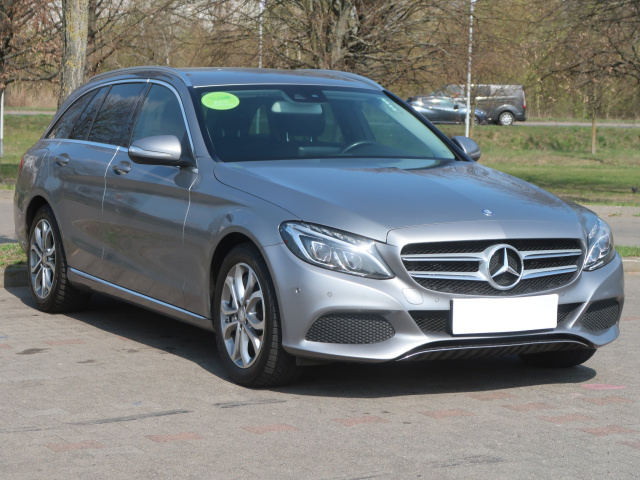Mercedes-Benz C 2015