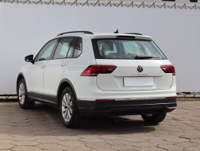 Volkswagen Tiguan - 2020