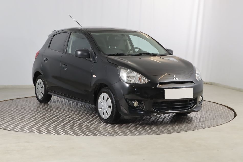 Mitsubishi Space Star - 2015