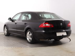 Skoda Superb - 2011