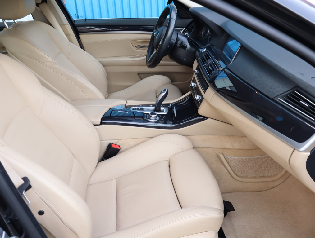 BMW 5