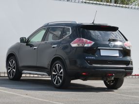 Nissan X-Trail - 2015