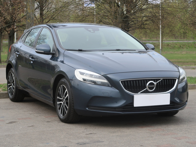 Volvo V40 2019