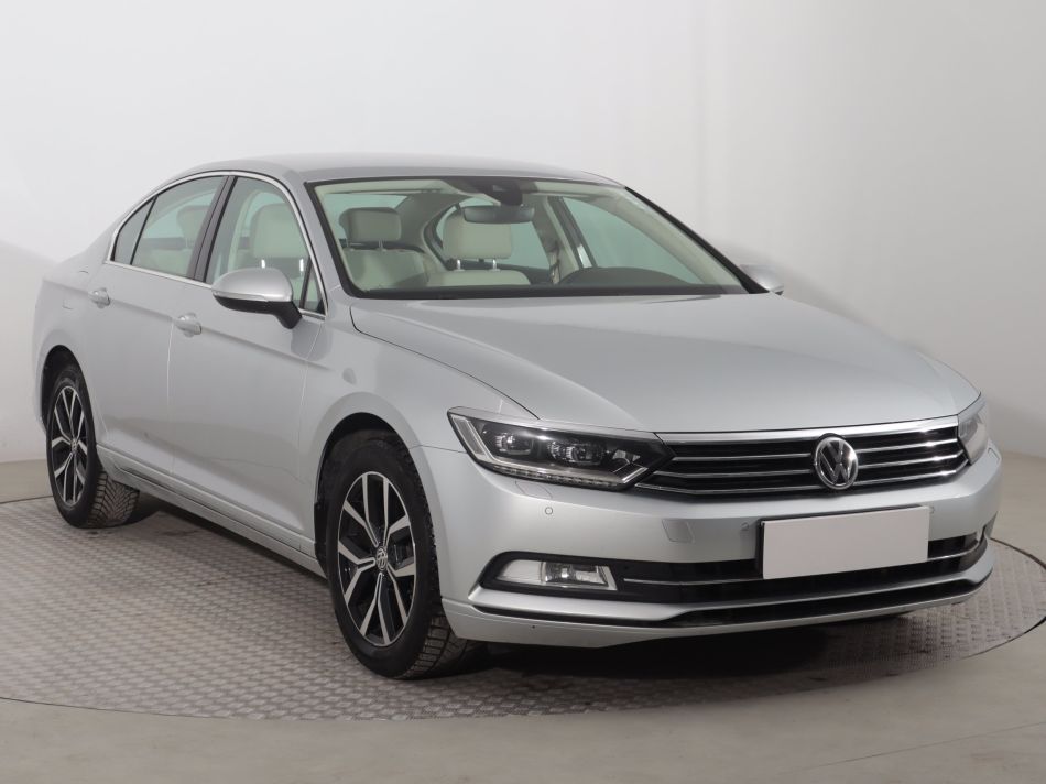 Volkswagen Passat - 2018