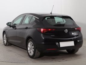 Opel Astra - 2021