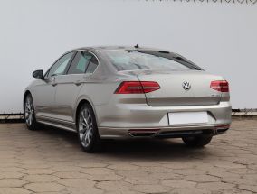 Volkswagen Passat - 2017