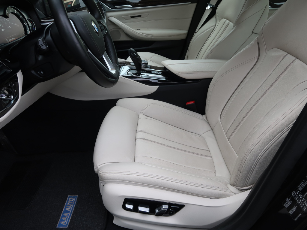 BMW 5