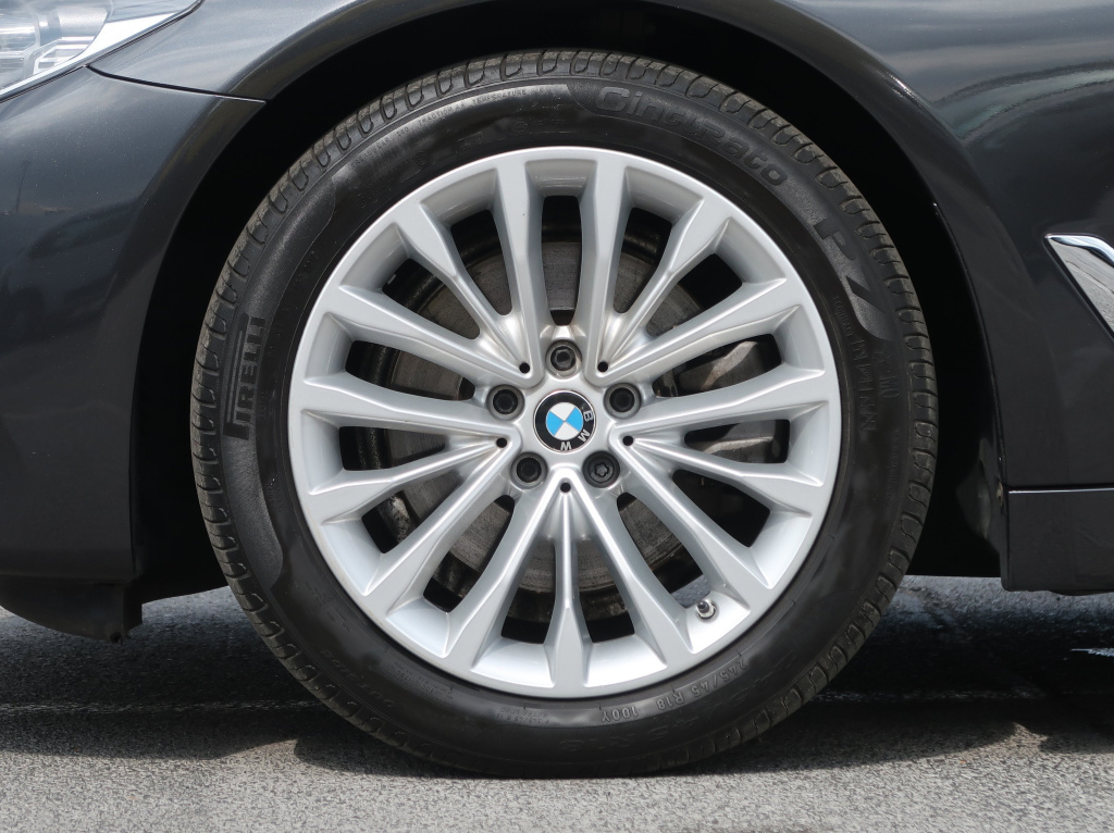 BMW 5