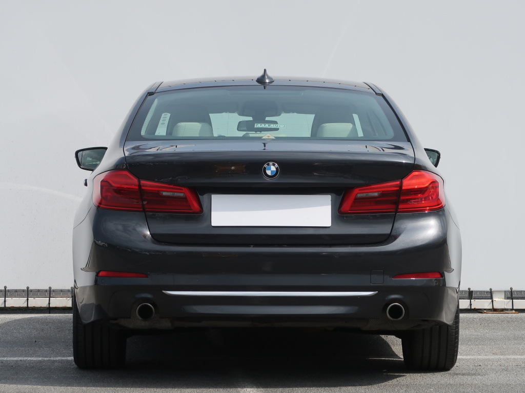 BMW 5