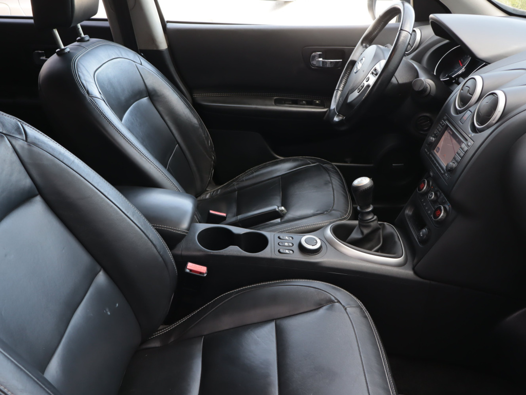 Nissan Qashqai+2