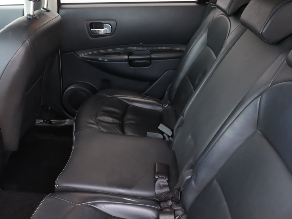Nissan Qashqai+2